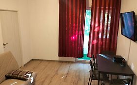 Green Corner Suite
